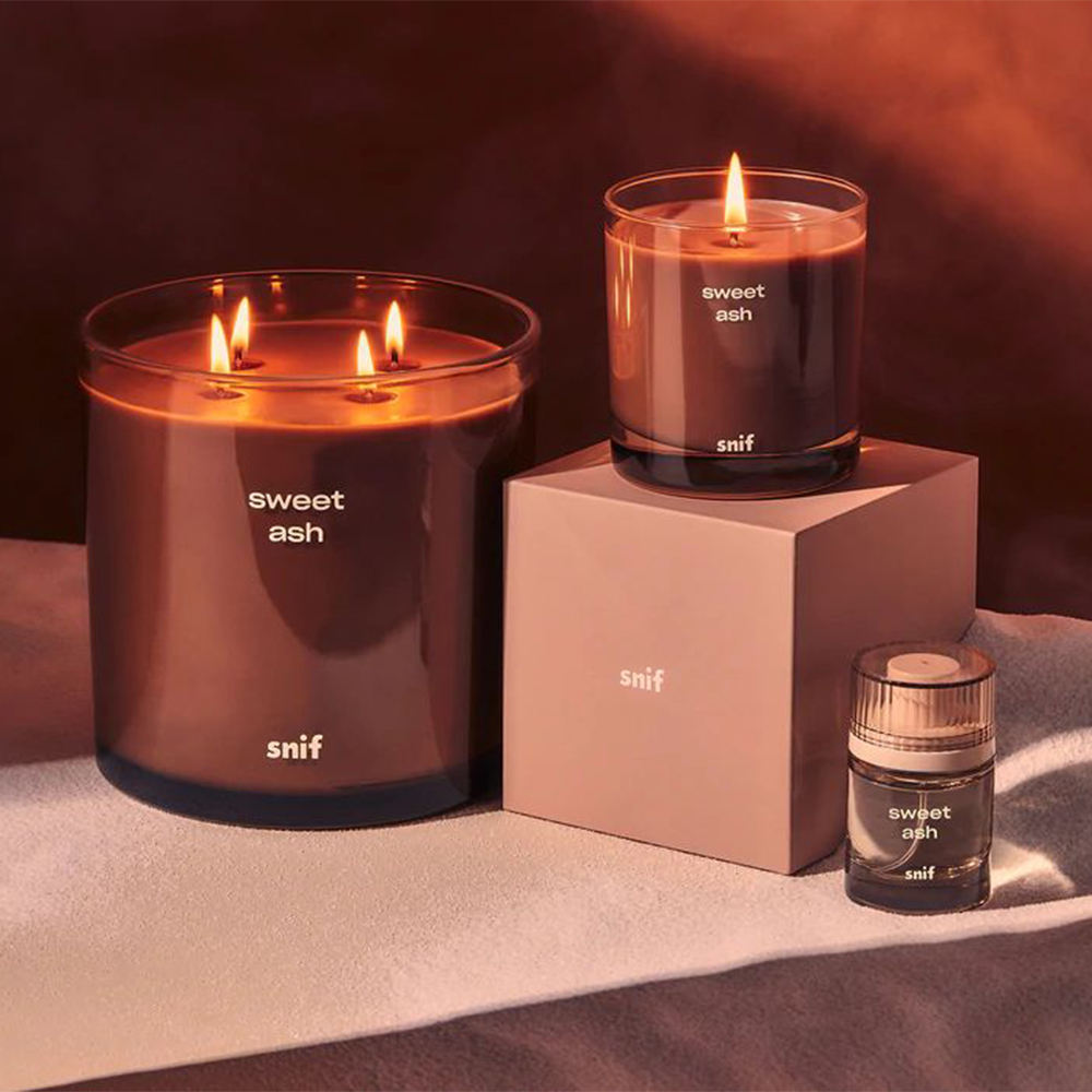 AIKUN Luxury Handmade Eco-Friendly Air Purifying Recycled Glass Candle Customizable Scented Candle with Gift Package