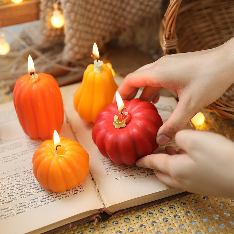 High-End Halloween Creative Handmade Soy Wax Pumpkin Shaped Aromatherapy Candle Party Decoration