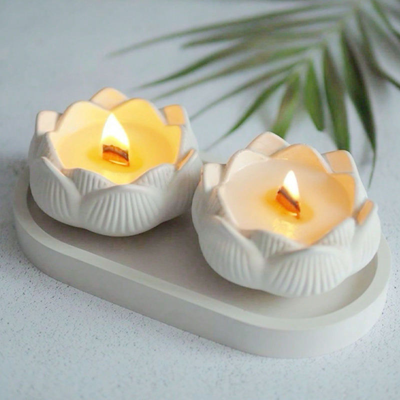 Hot Sale Exclusive Design Lotus Flower Ceramic Candle Jar Soy Wax Scented Luxury Ceramic Candle for Gifts & Souvenirs