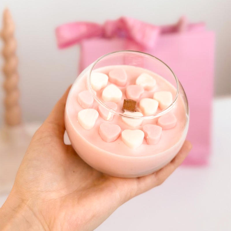 Latest Design Offering Air Purification High Quality Reusable Gift Heart Shaped Ball Cups Aroma Candle