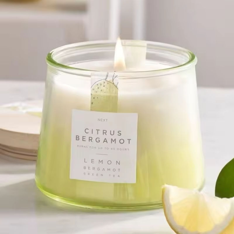 AIKUN Wholesale Luxury Glass Candles Jar Set Customized Soy Wax Scented Candles Aromatherapy Gifts for Spa Center