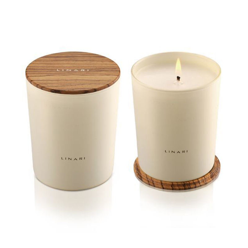 AIKUN Eco Friendly Natural Soy Wax Strong Scent Custom Label Factory Direct Sale Candle for Home Decoration Aromatherapy Candle