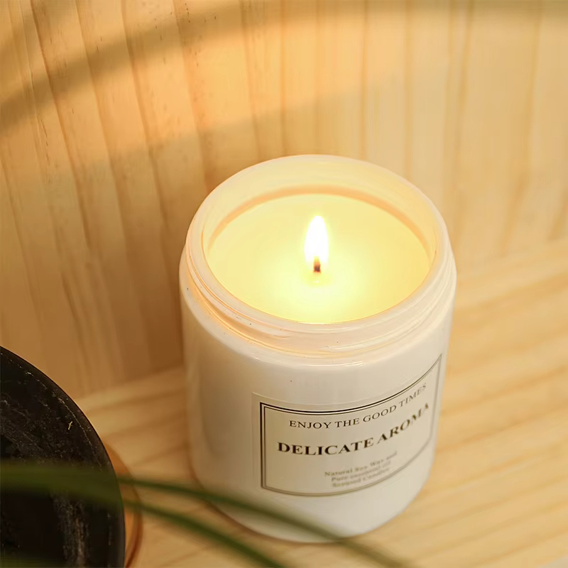 Factory Wholesale Luxury Custom Home Decoration Fragrance Soy Wax Large Capacity With Lid Scented Candles 