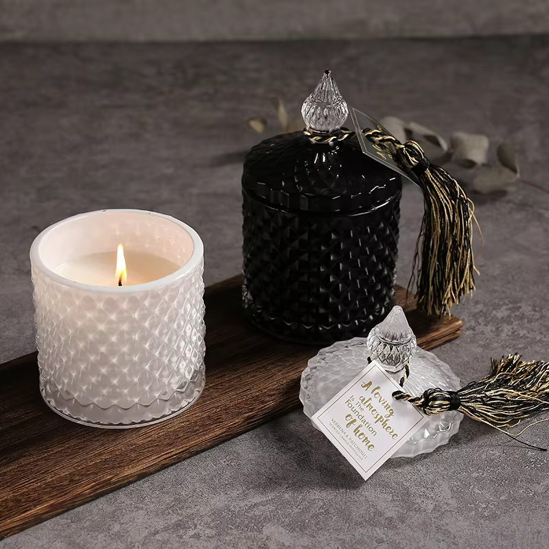 Wholesale Customization Luxury Design Home Wedding Decoration Aromatherapy Scented Soy Wax Candle Glass Jar