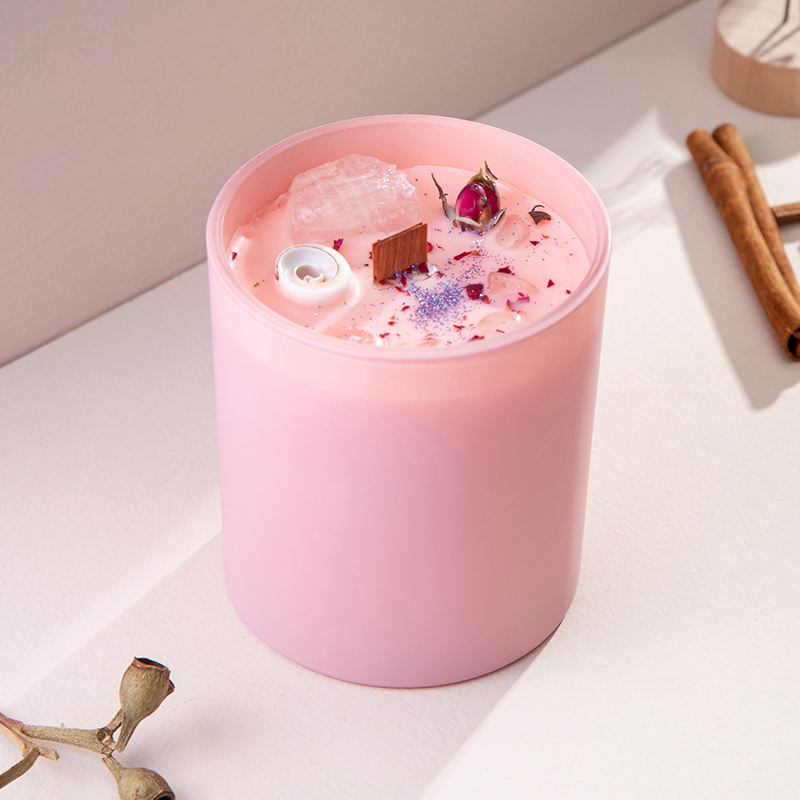 AIKUN Customize Logo Organic Soy Wax Aroma Crystal Stone Candle Luxury Essential Oil Pink Scented Candle Gift Set