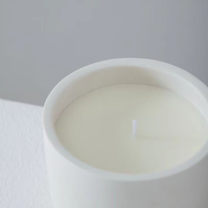Aikun Wholesale Yaguang Modern Customized Eco Friendly Christmas Candle Container Ceramic Clay Candle Can