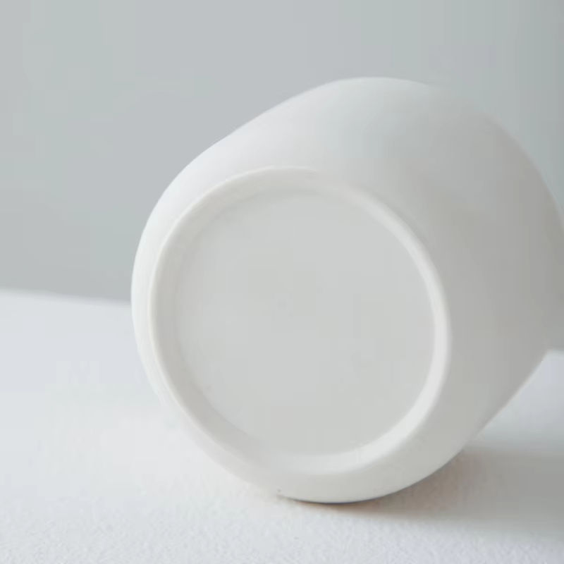 Aikun Wholesale Yaguang Modern Customized Eco Friendly Christmas Candle Container Ceramic Clay Candle Can