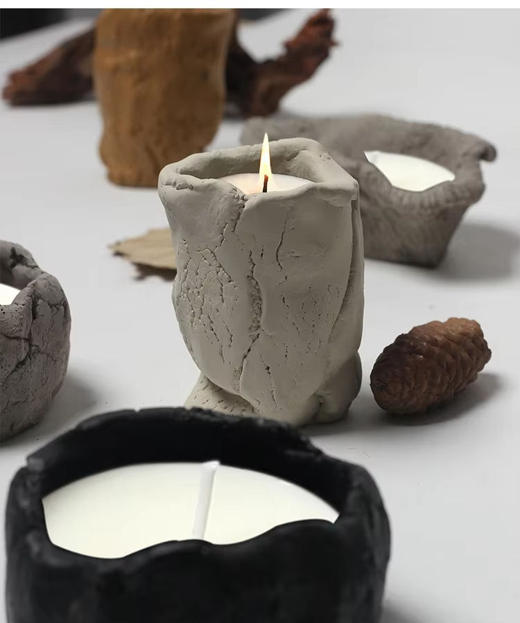 Aikun Unique and Amazing Design for Home Decoration Ceramic Concrete Candle Container Matte Black Candle Jars