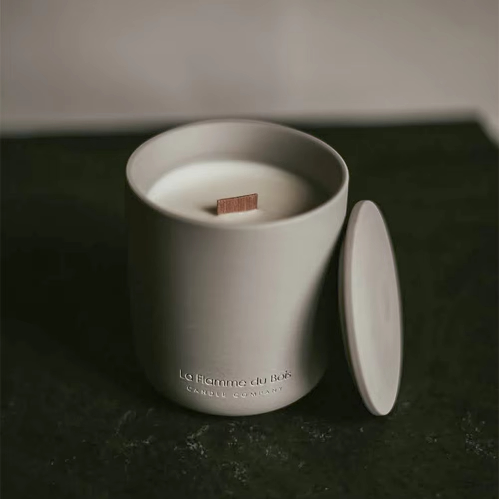 AIKUN Handmade Ceramic Aroma Candle with Lid Customizable Eco-Friendly Candle Soy Wax Candles for Home Decor Gift Sets