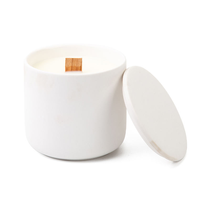 AIKUN Luxury Home Fragrance Round Ceramic Jars Soy Wax Scented Candles with Lid