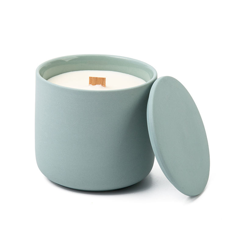 AIKUN Luxury Home Fragrance Round Ceramic Jars Soy Wax Scented Candles with Lid