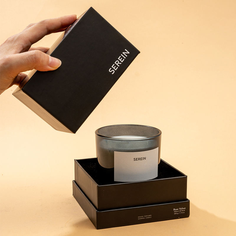 AIKUN Luxury Premium Black Glass Jar Custom Fragrance Scented Aromatherapy Candles Eco-Friendly Packaging Gift Box