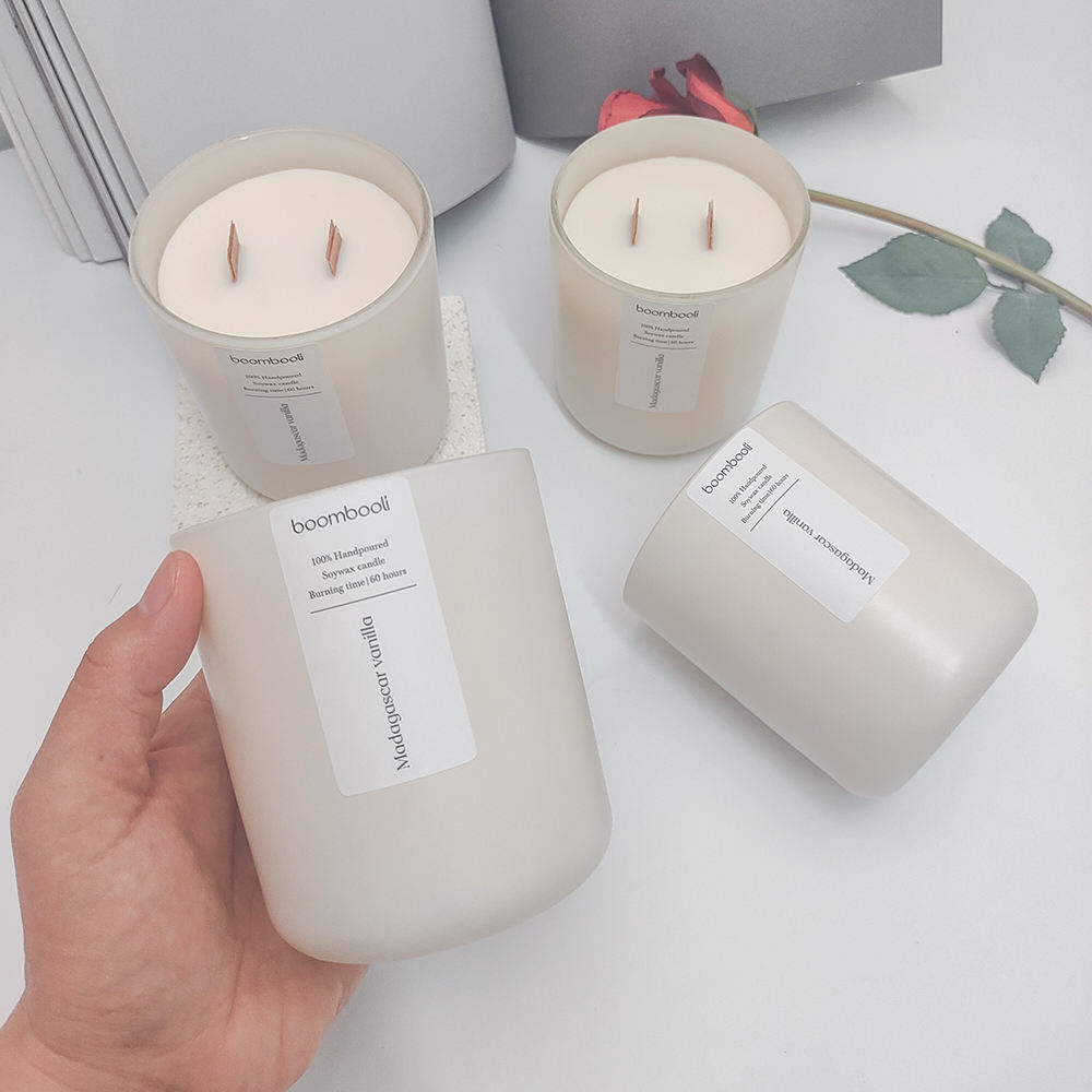 AIKUN High-End Nordic Style Soy Wax Candle Holder Aroma Bedroom Decor Private Label Customizable Fragrance Candle