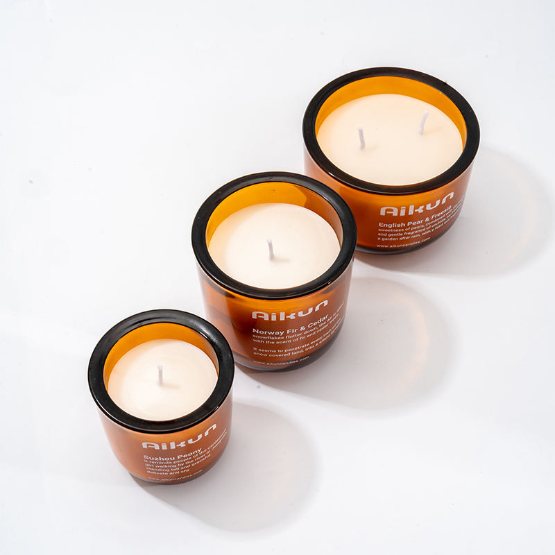 AIKUN Luxury Premium Quality Eco-Friendly Soy Wax Customizable Fragrance Essential Aroma Scented Amber Glass Candles