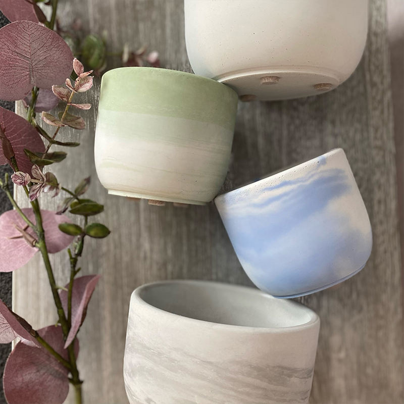 Durable Custom Soy Wax Scented Candle Cylinder Engrave Ceramic Candle for Homeware Tranquillity Collection