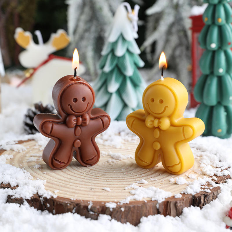 Suppliers Bulk Order Home Decorative Soy Scented Candle Gingerbread Man Christmas Candle for Desktop Ornaments