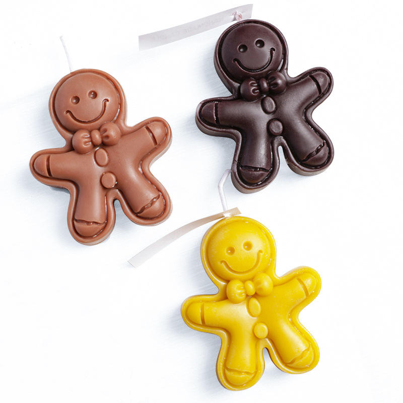 Suppliers Bulk Order Home Decorative Soy Scented Candle Gingerbread Man Christmas Candle for Desktop Ornaments