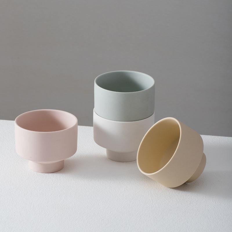 Nordic Matte Wholesale Luxury Candle Jars Heat Resistant Aesthetic Candle Jars for Hotel Fragrance Container