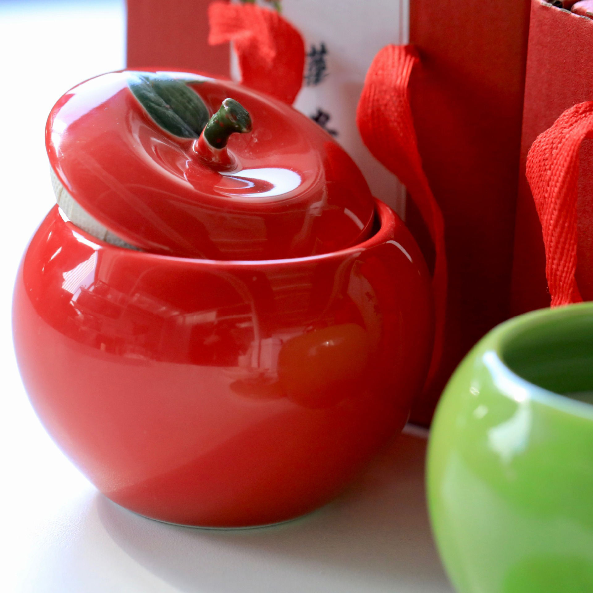 High Sales Aromatherapy Candles Factory Direct Price Premium Ceramic Soy Wax Scented Candles for Christmas