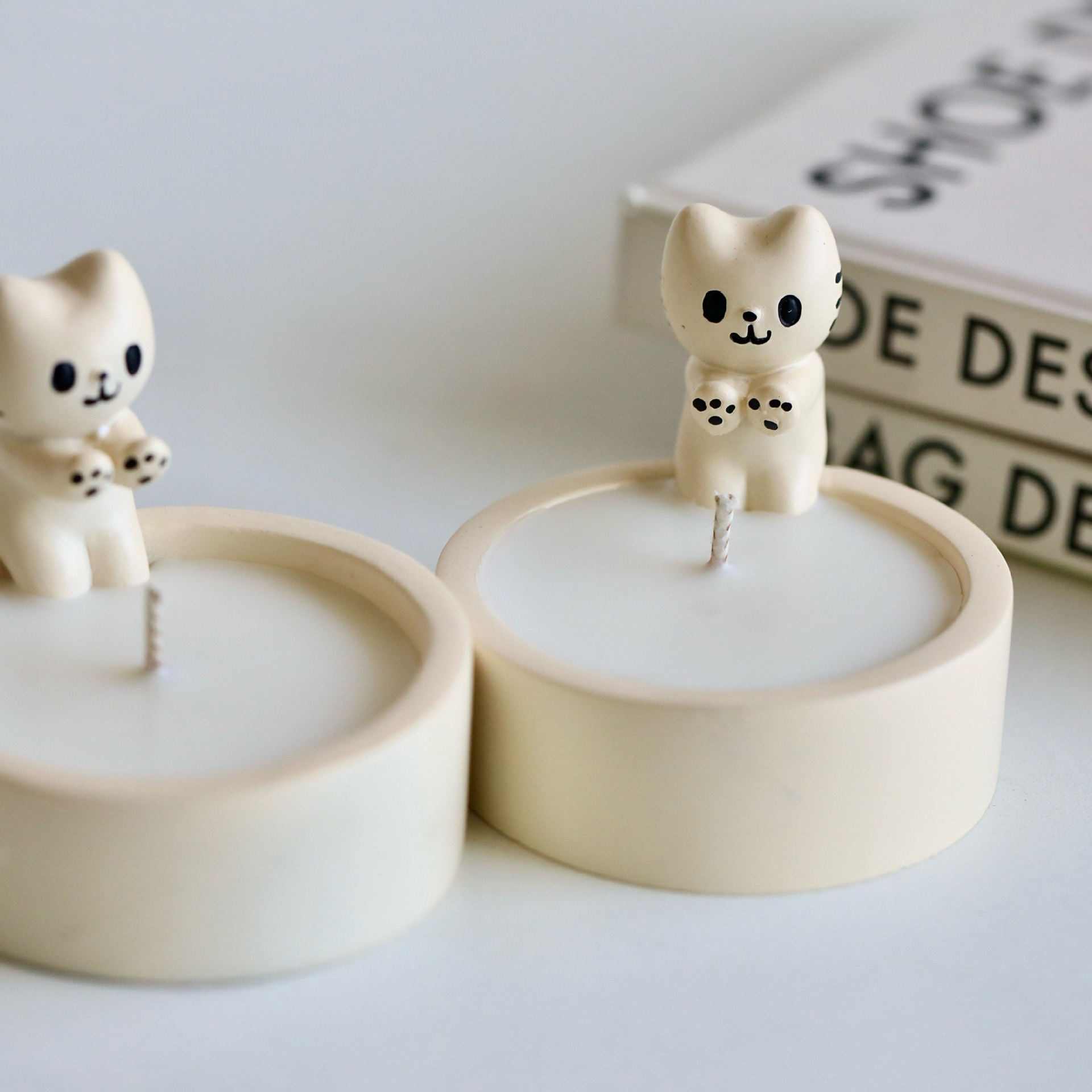 High Quality Custom Cute Kitten Scented Candles Best Selling Aromatherapy Candles