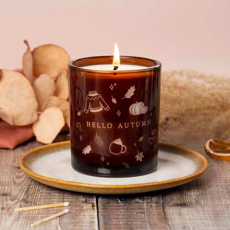 AIKUN Custom Silk Screen Printed Luxury Amber Glass Aromatherapy Soy Wax Candle Fragrance Scented for Warm Autumn
