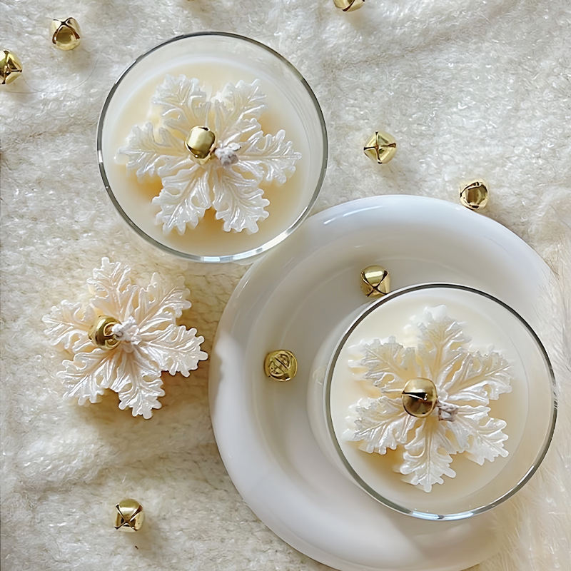 High Quality Fragrant Snowflakes Shape Candle Natural Soy Wax Glass Candle Long Lasting for Wedding Party Decor