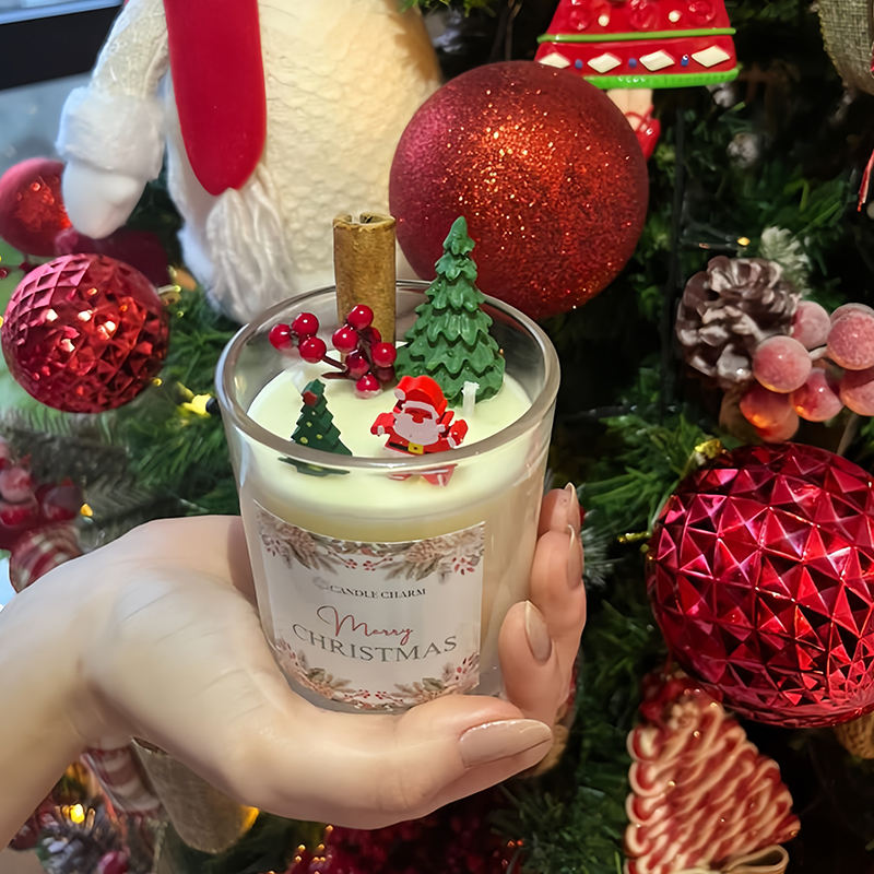Wholesale Affordable Christmas Candle Natural Soy Wax Scented Candle for Xmas Tree Decor Family Gathering Candle