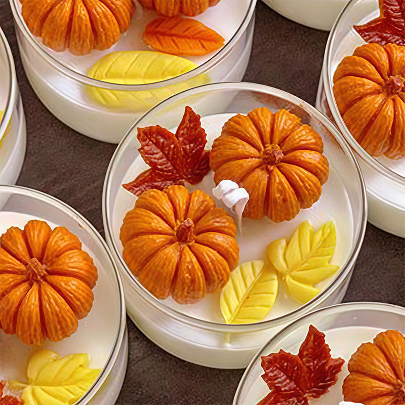 Custom Pumpkin Shaped Halloween Candles Natural Soy Wax Aromatherapy Candle for Holiday Gift Popular Candle