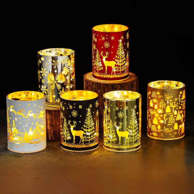 Cute Creative Xmas Atmosphere Decorated Christmas Soy Wax Candles Scented Luxury Gift Set for Xmas Festival With Led Lights