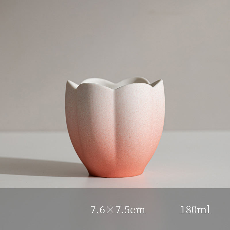Unique Handmade Bright-faced Flower Shape Ceramic Porcelain Fragrance Aromatherapy Scented Candle With Gift Box