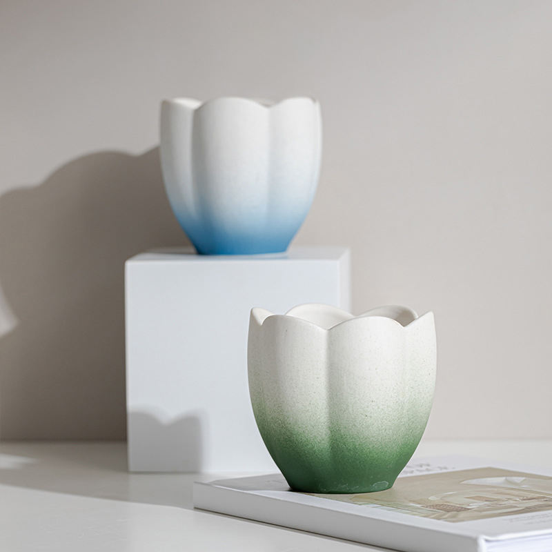 Unique Handmade Bright-faced Flower Shape Ceramic Porcelain Fragrance Aromatherapy Scented Candle With Gift Box