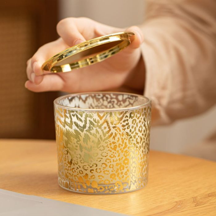 AIKUN OEM Glass Soy Wax Scent Golden Leopard Print Candle Gift Set Aromatherapy Luxury Scented Candle for Wedding