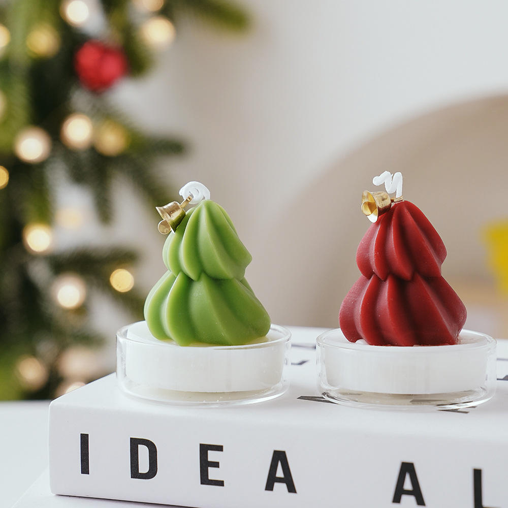 AIKUN Christmas Elements Natural Soy Candles Lasting Aroma Scented Candles With Christmas Tree Santa Cute Bear