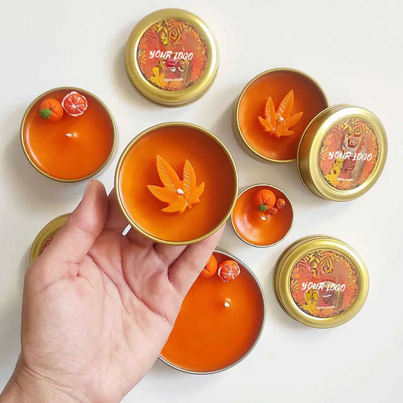 AIKUN New Arrival High Concentration Fragrance Aroma Candle Christmas Tin Jar Soy Wax Scented Candles in Reusable Glass