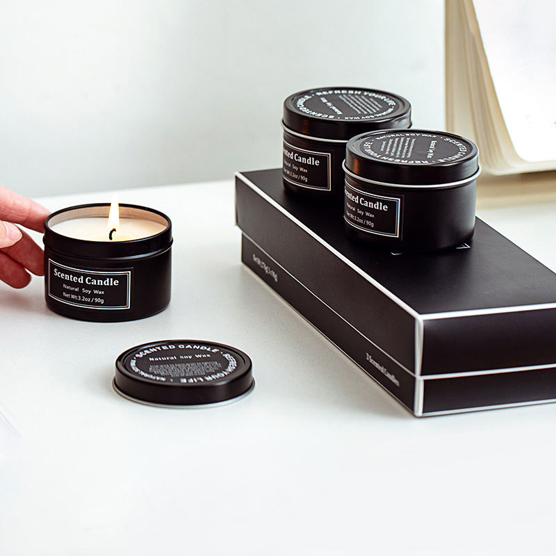 AIKUN Home Fragrance 100% Soy Wax Scented Candles Gift Set Home Decor Black Tin Jar Private Label Candle Set