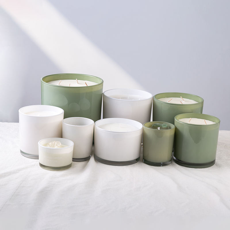 AIKUN Custom Natural Soy Wax Bigger Candle Luxury Color Super Big Scented Healing Aromatherapy Large Candle with Gift Box