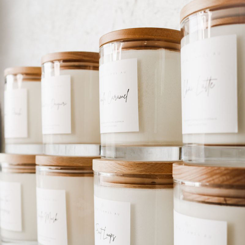 AIKUN Custom Private Label Luxury Home Decor Fragrance Aroma Aromatherapy Scented Soy Wax With Glass Jar and Gift Box