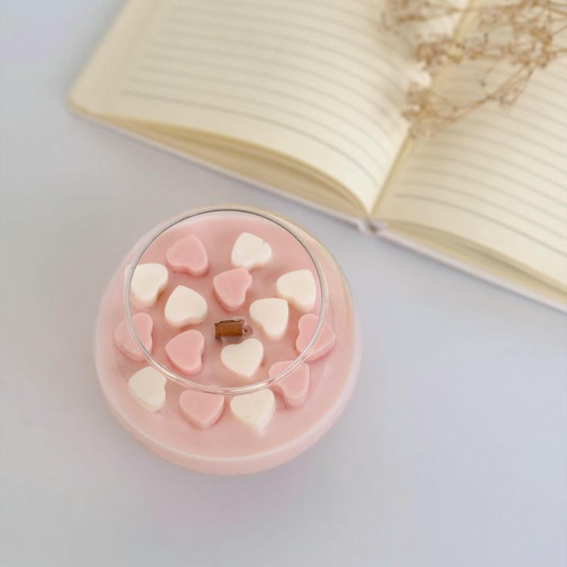 Latest Design Offering Air Purification High Quality Reusable Gift Heart Shaped Ball Cups Aroma Candle