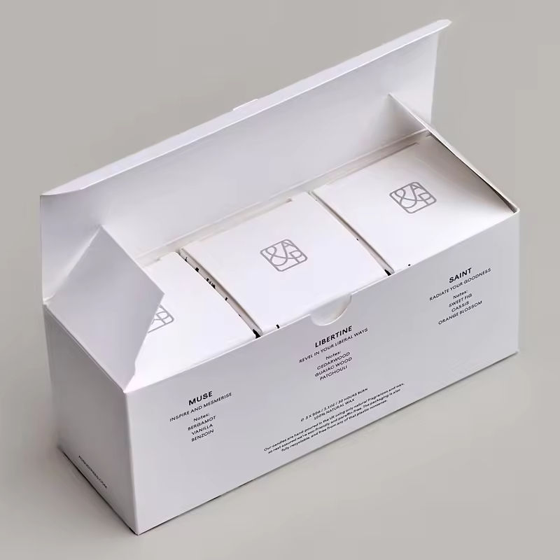 AIKUN Hot Selling Fragrance Candle Ceramic Jar Private Label Logo Candles Elegant Luxury Embossed Natural Soy Wax Scented Candle
