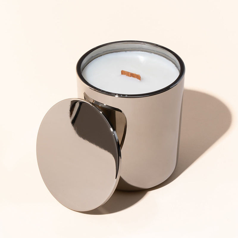 AIKUN Eco Friendly Natural Soy Wax Strong Scent Custom Label Factory Direct Sale Candle for Home Decoration Aromatherapy Candle