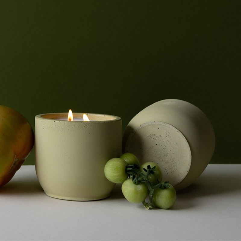 AIKUN Custom Box Eco Friendly Soy Wax Scented Candle Ceramic Jar Aromatherapy Candle for Bedroom or Gift