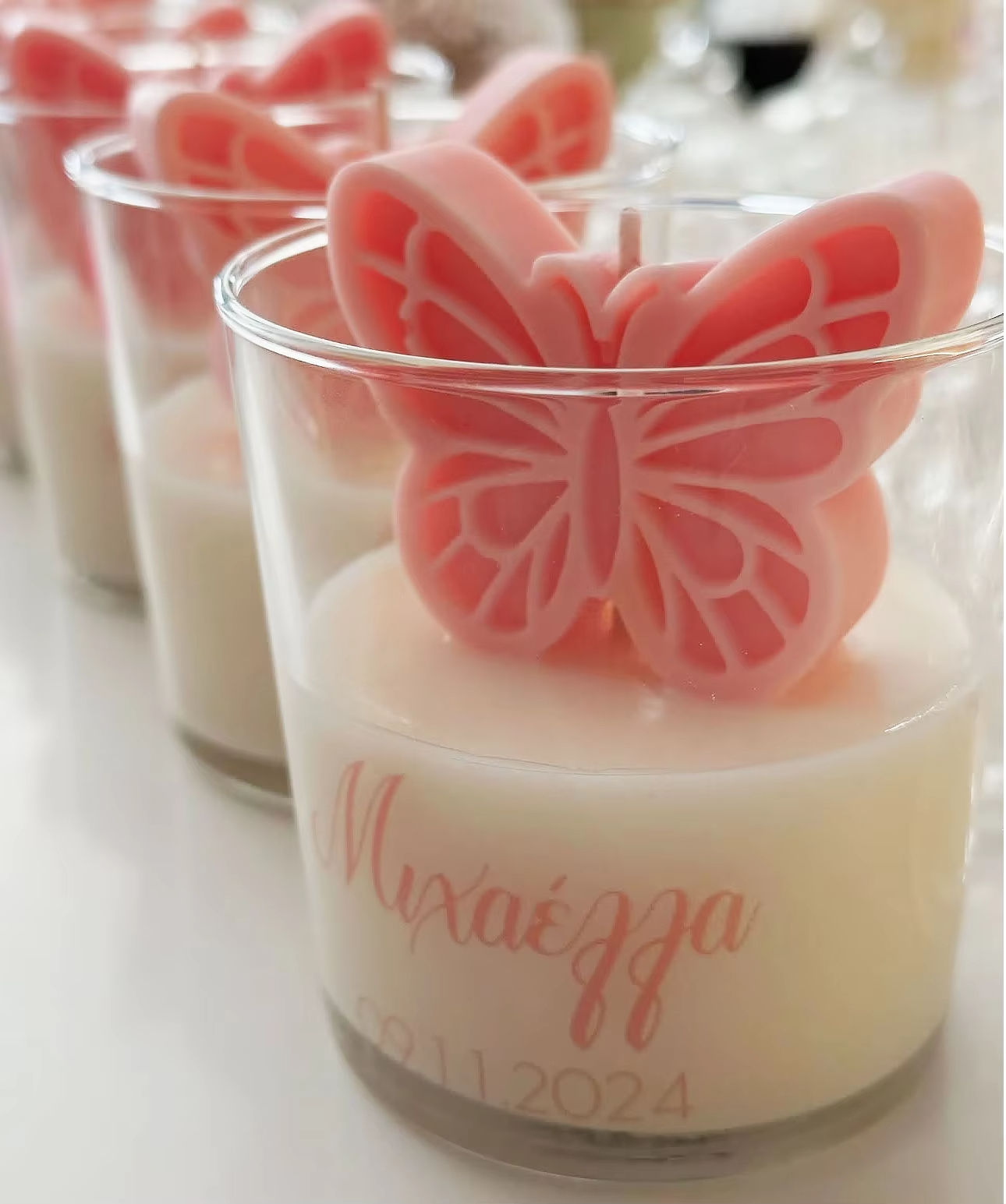 AIKUN Luxury Soy Wax Label Customization Butterfly Creative Scented Candles for Home Decoration Aromatherapy